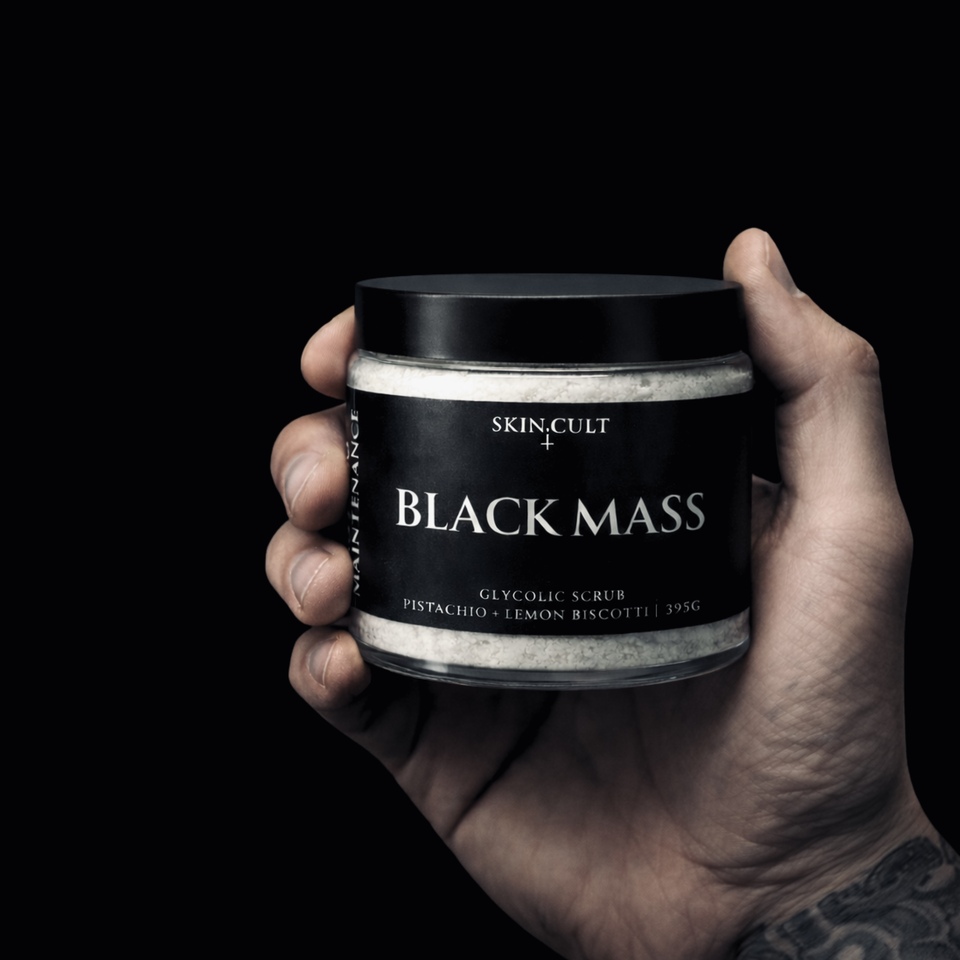 BLACK MASS GLYCOLIC BODY SCRUB